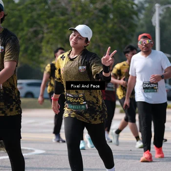 Runner Photo 6805773