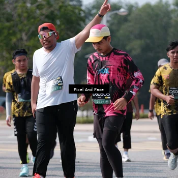 Runner Photo 6805781