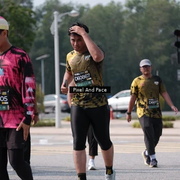 Runner Photo 6805789