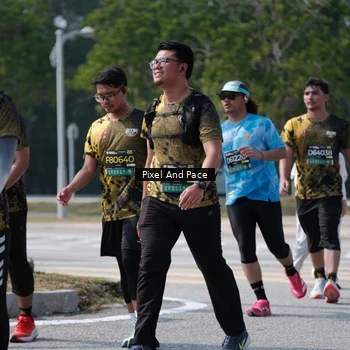 Runner Photo 6805792