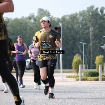 Runner Photo 6805796