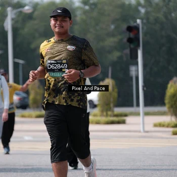 Runner Photo 6805801