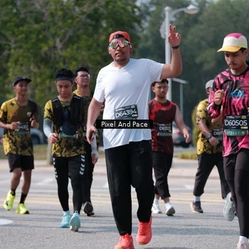 Runner Photo 6805806