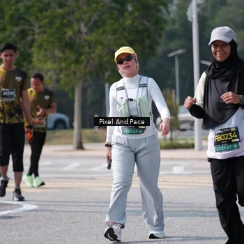 Runner Photo 6805808