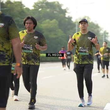 Runner Photo 6805810