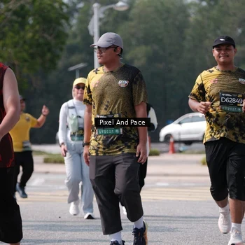 Runner Photo 6805812