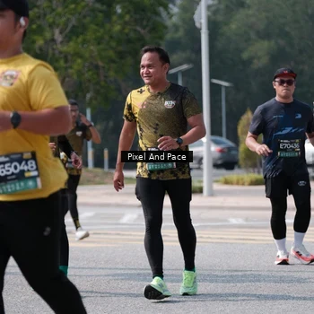 Runner Photo 6805818