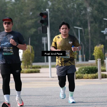 Runner Photo 6805844