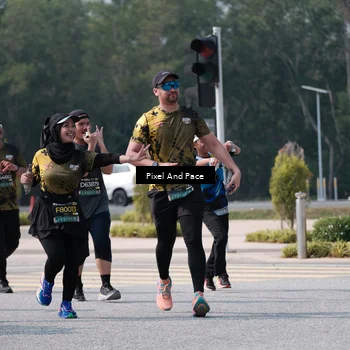 Runner Photo 6805845