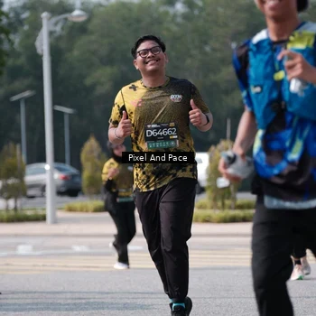 Runner Photo 6805855