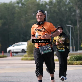 Runner Photo 6805868