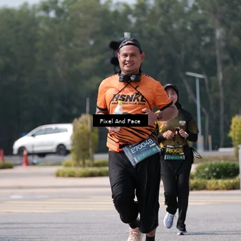 Runner Photo 6805873