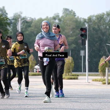 Runner Photo 6805876