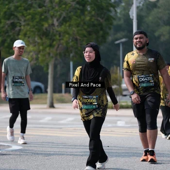 Runner Photo 6805882