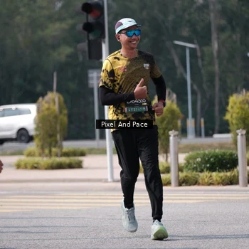 Runner Photo 6805897