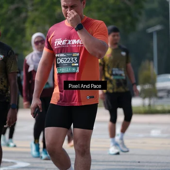 Runner Photo 6805913