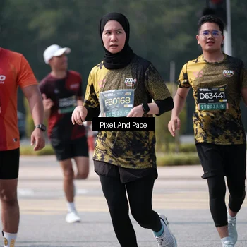 Runner Photo 6805916