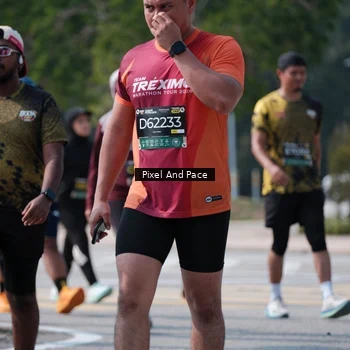 Runner Photo 6805925