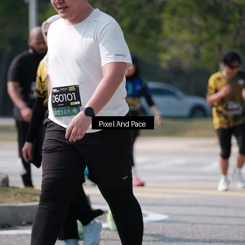 Runner Photo 6805979