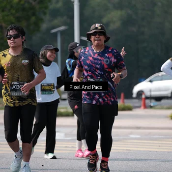 Runner Photo 6805981