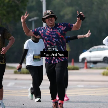 Runner Photo 6805986