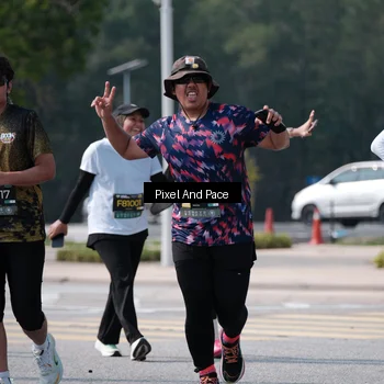 Runner Photo 6805991