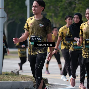 Runner Photo 6805998