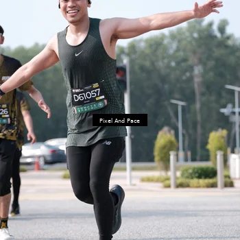 Runner Photo 6805999