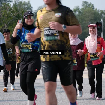 Runner Photo 6806003