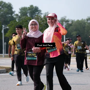 Runner Photo 6806024