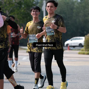 Runner Photo 6806044