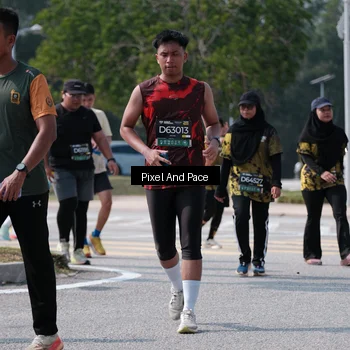 Runner Photo 6806047