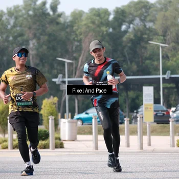 Runner Photo 6806048