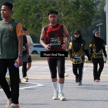 Runner Photo 6806050