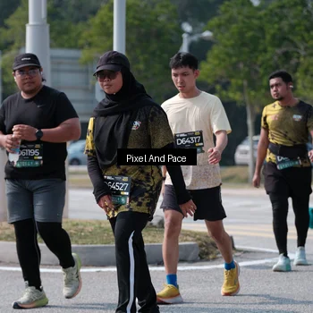 Runner Photo 6806064