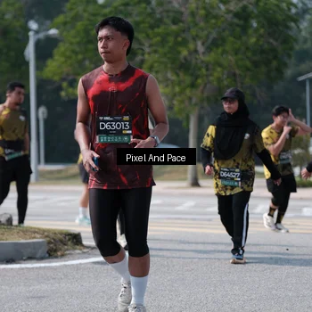 Runner Photo 6806069