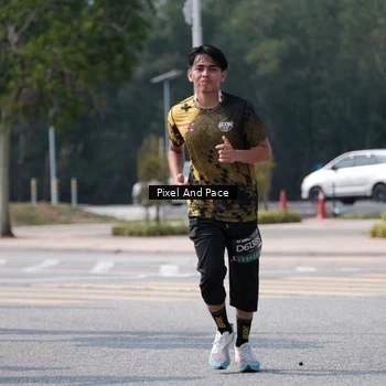 Runner Photo 6806125