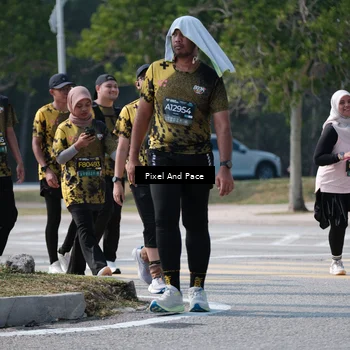 Runner Photo 6806149