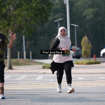 Runner Photo 6806154