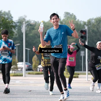 Runner Photo 6806174