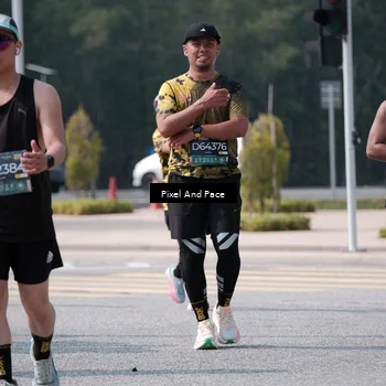 Runner Photo 6806185