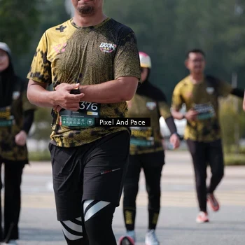Runner Photo 6806203