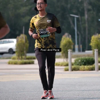 Runner Photo 6806206