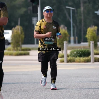 Runner Photo 6806210