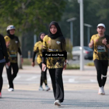 Runner Photo 6806224