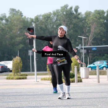 Runner Photo 6806234