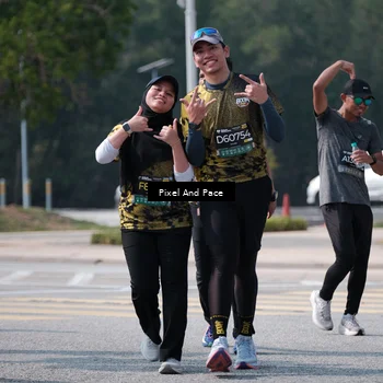 Runner Photo 6806272