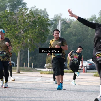 Runner Photo 6806289