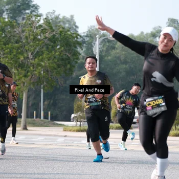 Runner Photo 6806304