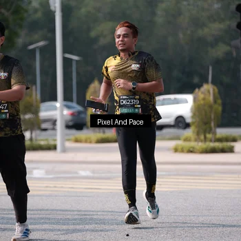 Runner Photo 6806380